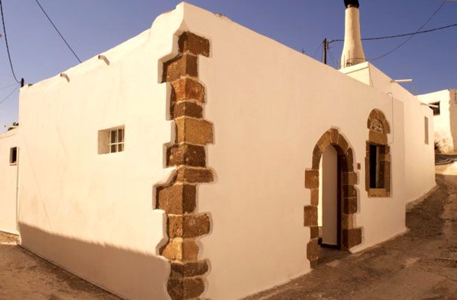 SUNNY HOUSE