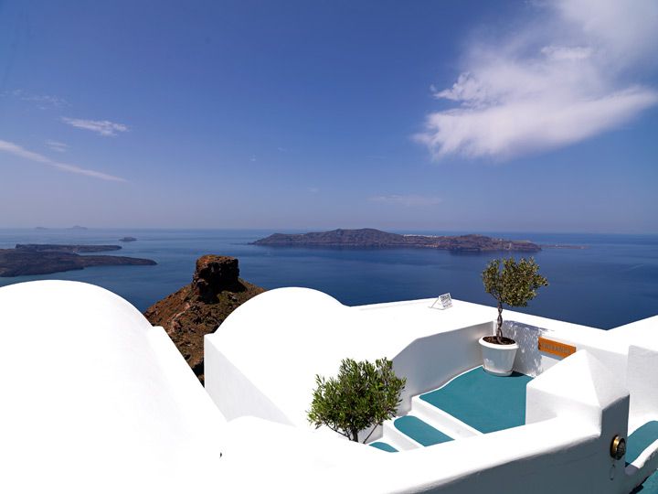THOLOS RESORT