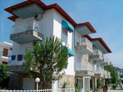 SAKIS HAUS