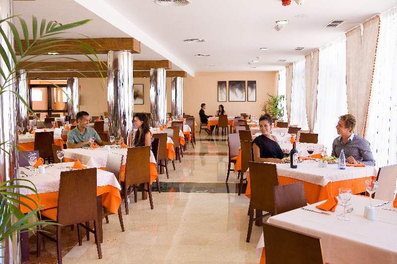 GRAND HOTEL CALLAO фото 2