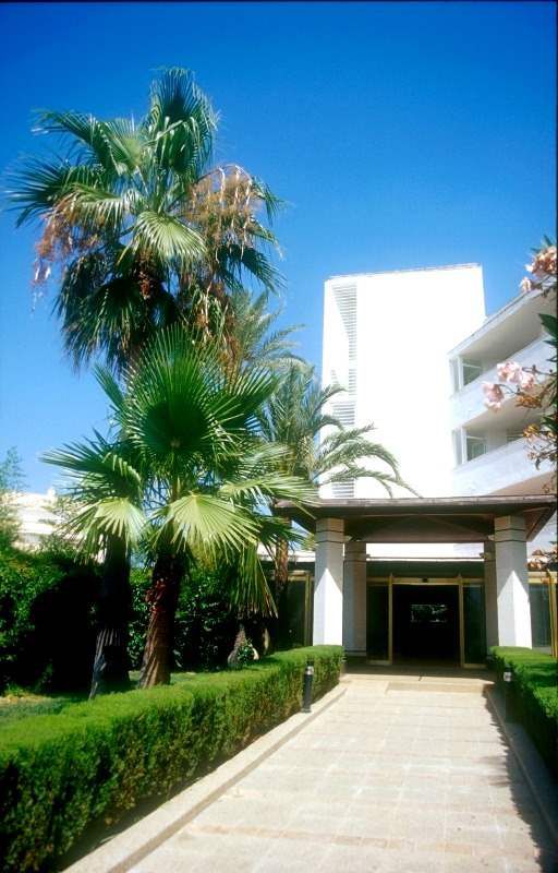 SOM LLEVANT SUITES (EX.MILLOR GARDEN) фото 2