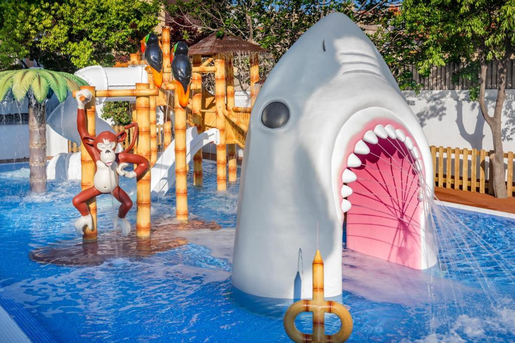 GHT BALMES APARTHOTEL & SPLASH фото 6