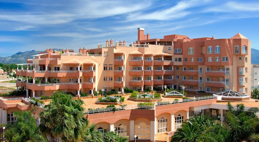 OLIVA NOVA BEACH & GOLF HOTEL