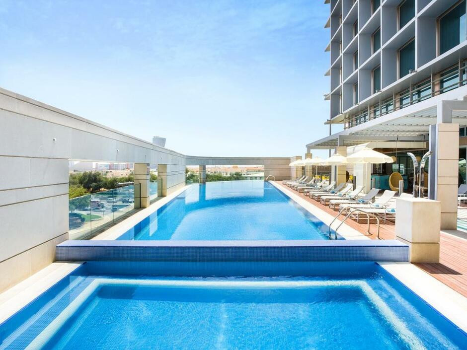 NOVOTEL ABU DHABI AL BUSTAN фото 5