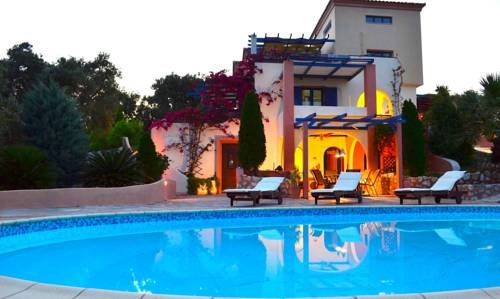 VILLA AERIDES