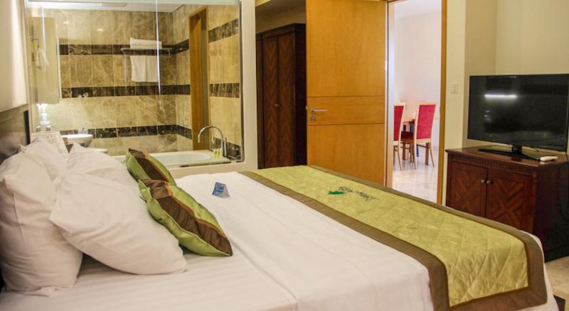HOAN CAU LUXURY RESIDENCE фото 2