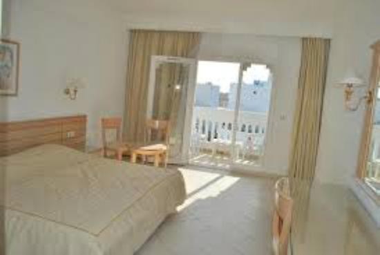 MONASTIR CENTER