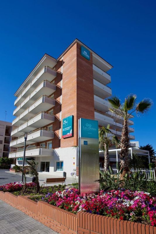 LES DALIES APARTHOTEL