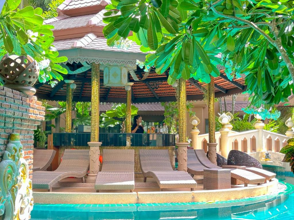 QUALITY RESORT & SPA PATONG BEACH PHUKET (EX. SHANAYA BEACH RESORT & SPA) фото 4