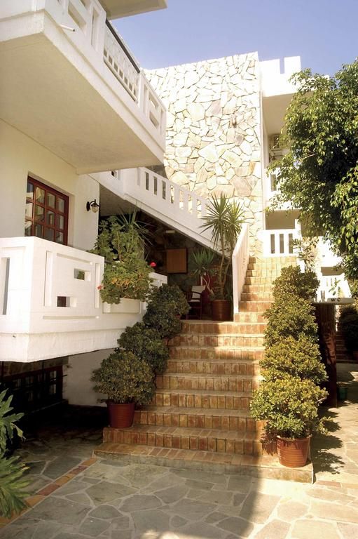 PROIMOS APARTMENTS