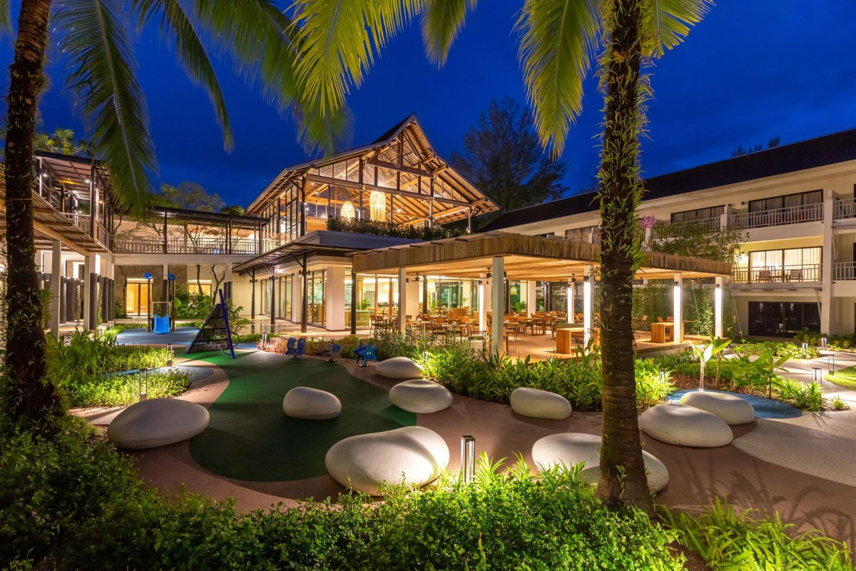 OUTRIGGER KHAO LAK BEACH RESORT (EX. MANATHAI RESORT KHAO LAK)