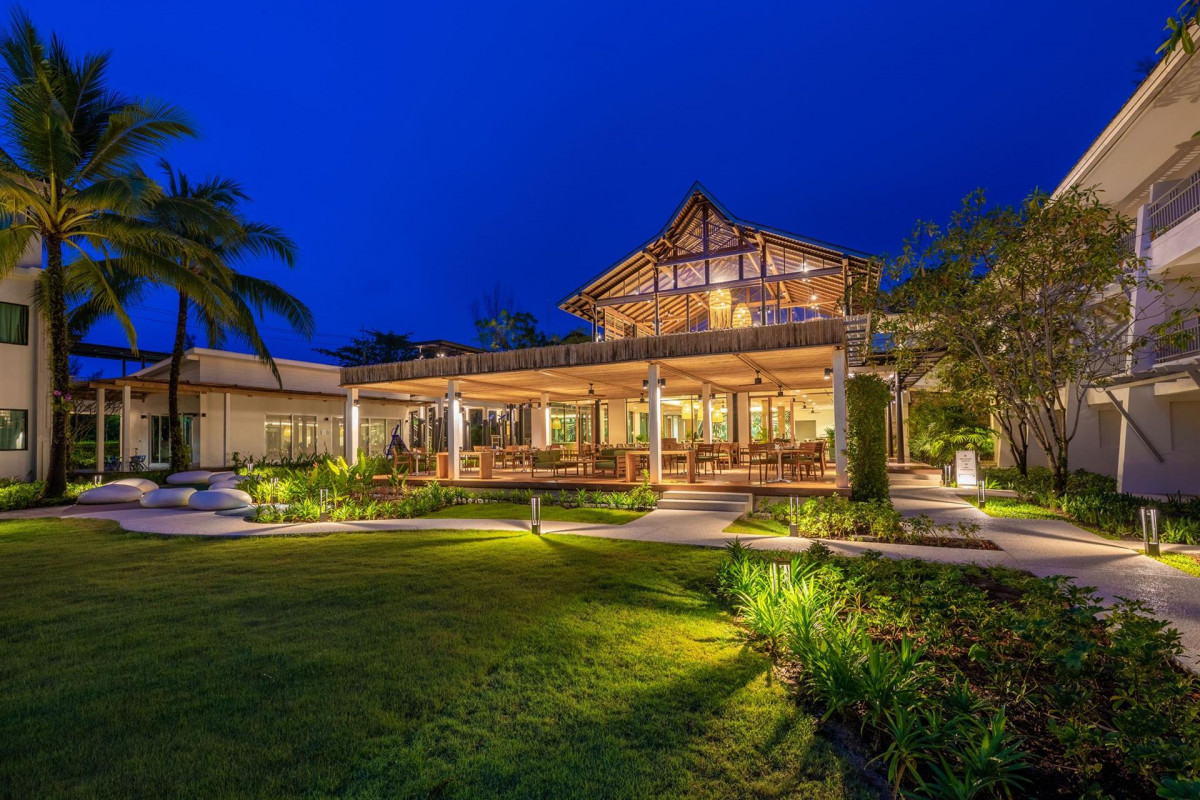 OUTRIGGER KHAO LAK BEACH RESORT (EX. MANATHAI RESORT KHAO LAK) фото 3