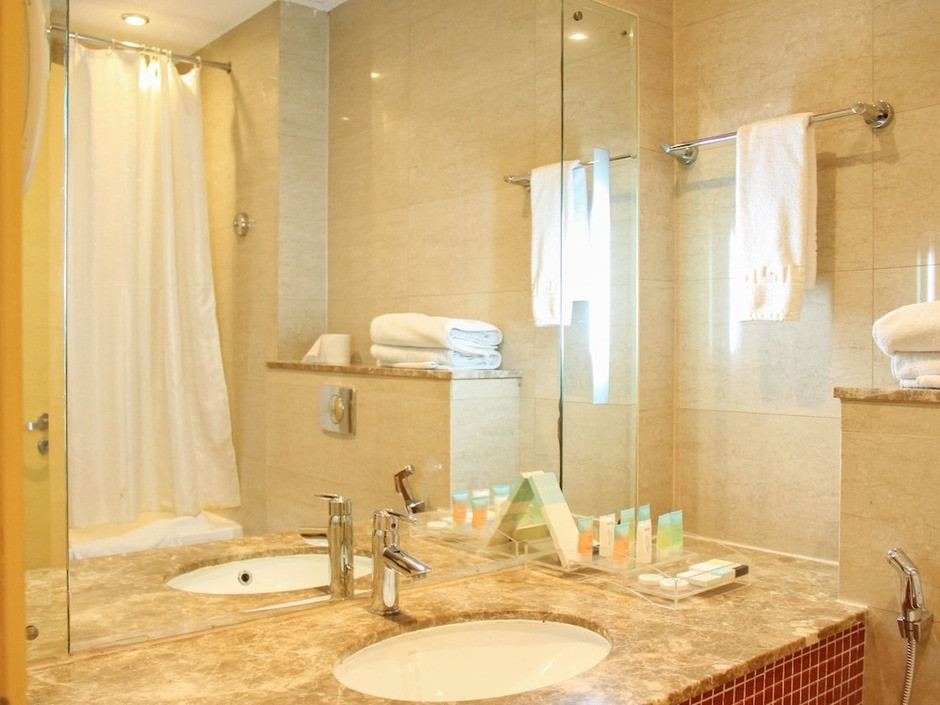 THE LEELA  (EX. HALO, RAINTREE HOTEL DEIRA CITY CENTRE) фото 3