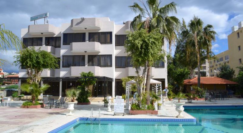 TASIANA APARTMENT COMPLEX