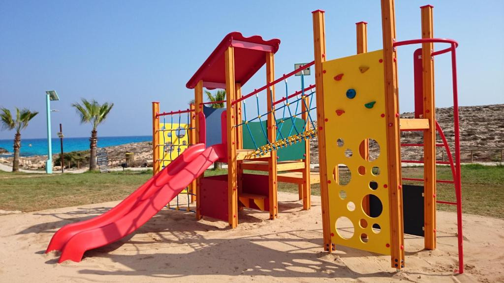 AKTEA BEACH VILLAGE APT фото 6