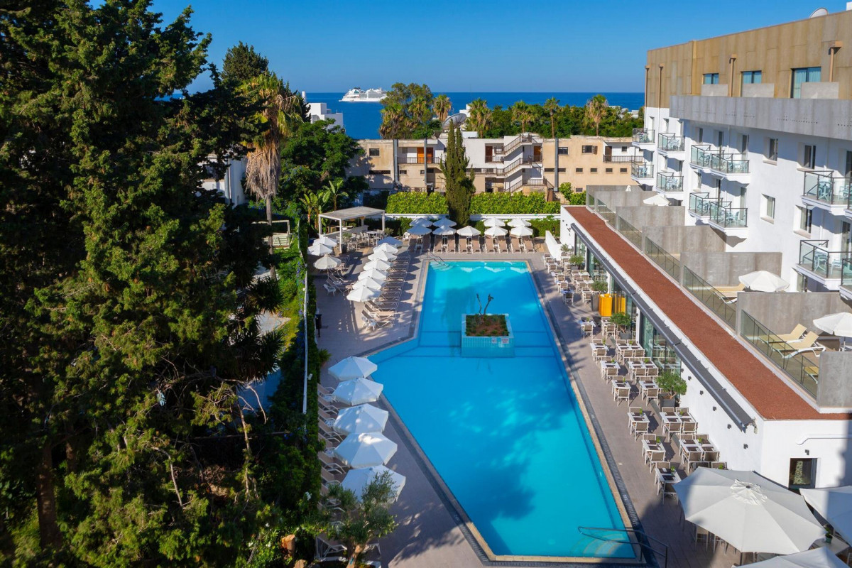 ANEMI HOTEL & SUITES