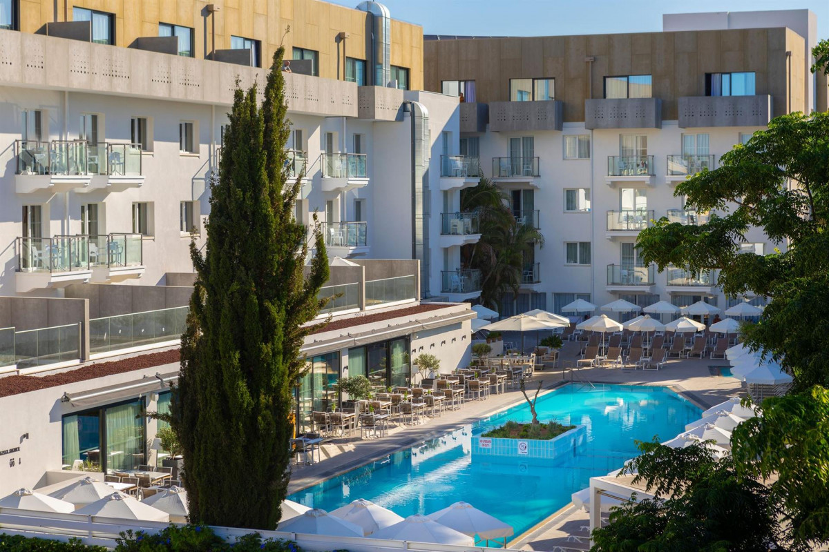 ANEMI HOTEL & SUITES фото 2