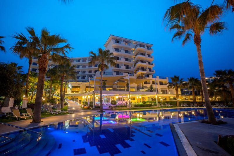 AQUAMARE BEACH HOTEL & SPA фото 2