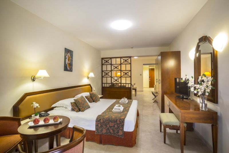 AQUAMARE BEACH HOTEL & SPA фото 8