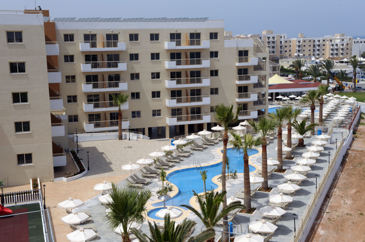 GOLDEN STAR BEACH HOTEL APARTMENTS