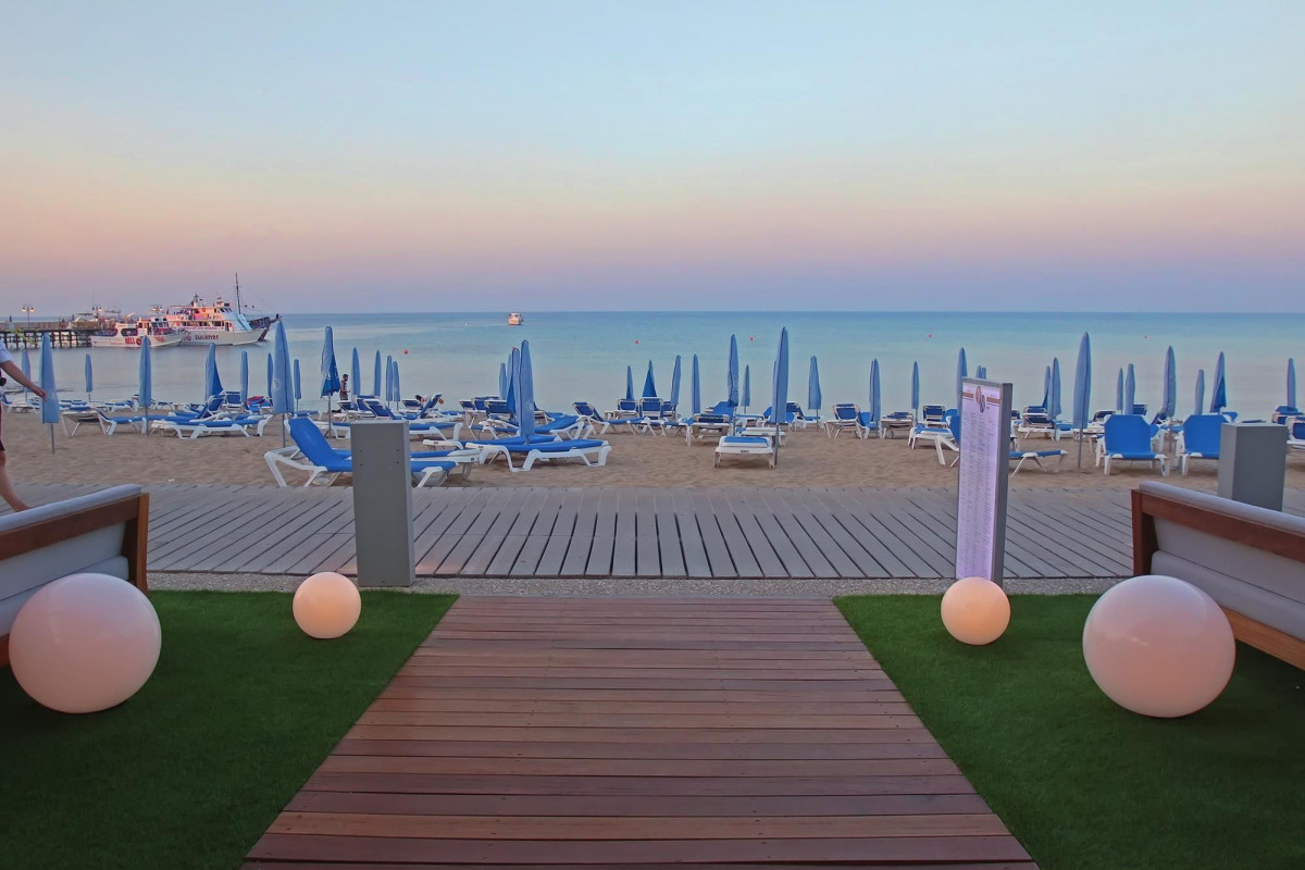 GOLDEN STAR BEACH HOTEL APARTMENTS фото 7