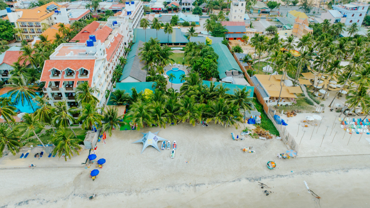 SUN & SAND BEACH HOTEL