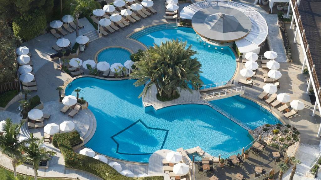 MEDITERRANEAN BEACH HOTEL фото 6
