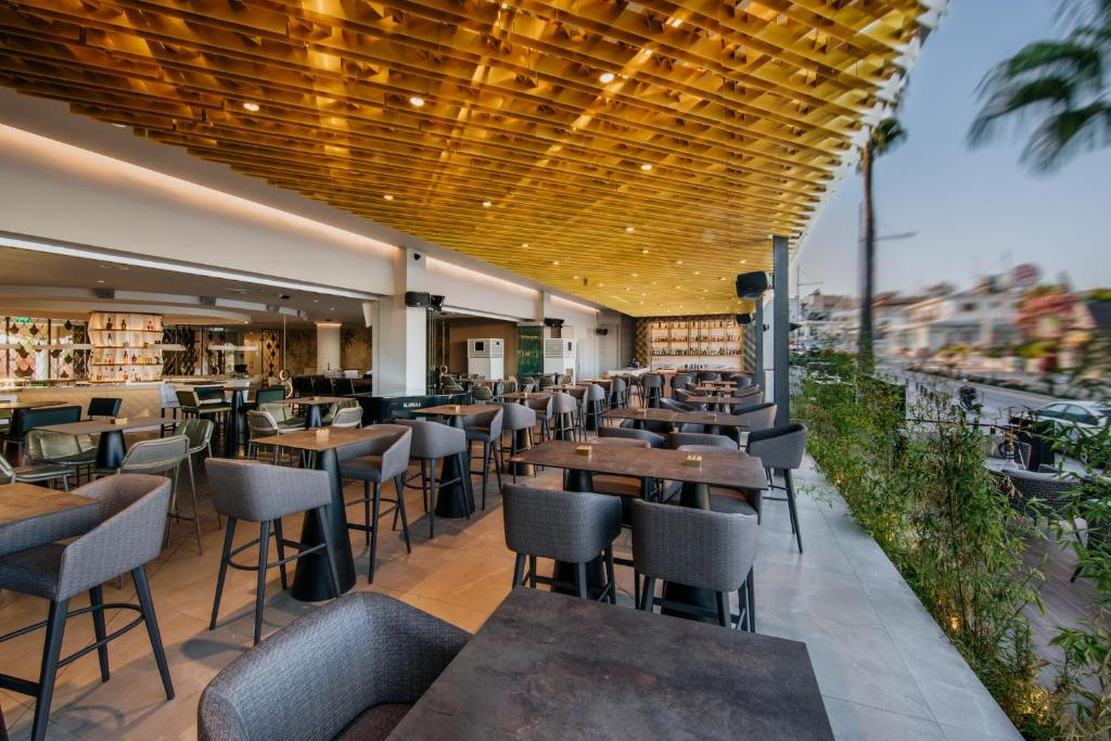 NAPA PLAZA HOTEL ADULTS ONLY 16+ фото 8
