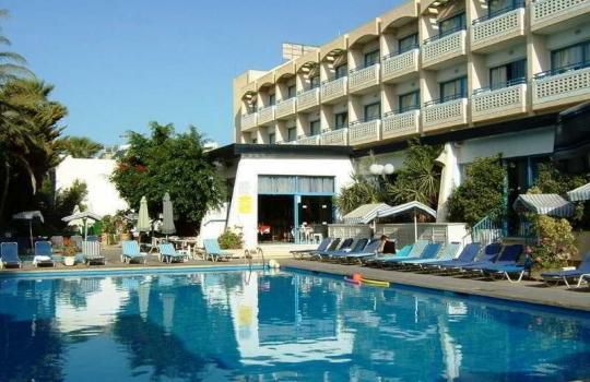 PAPHIESSA HOTEL & APARTMENTS