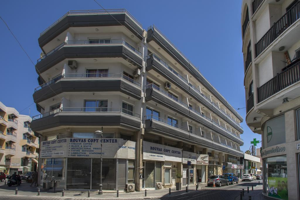BLAZER RESIDENCE (EX. PETROU BROS APT)