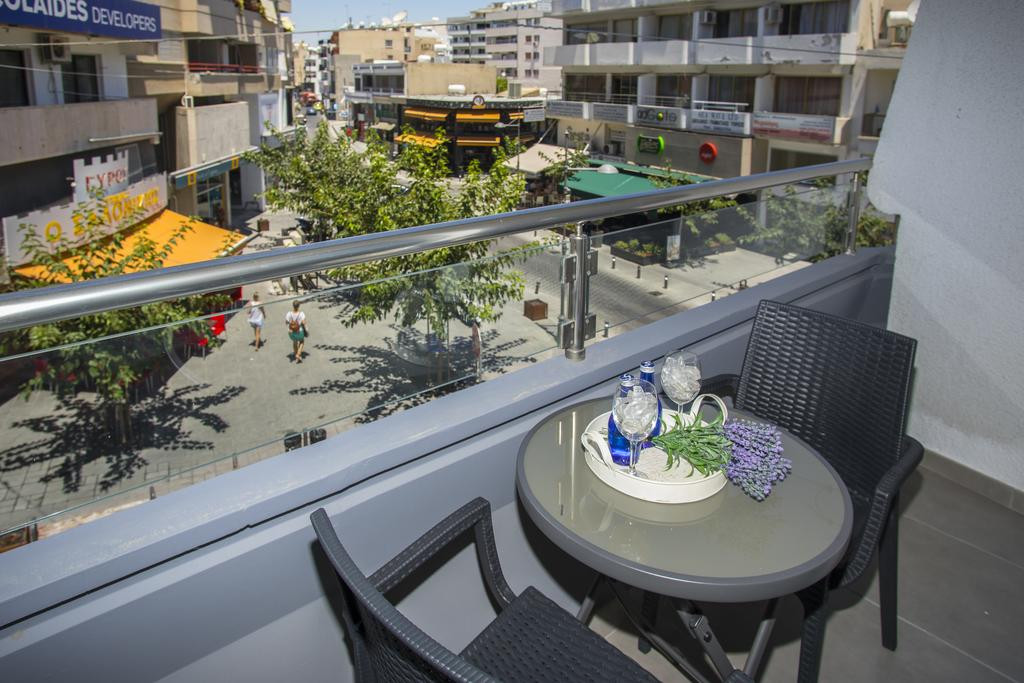 BLAZER RESIDENCE (EX. PETROU BROS APT) фото 4