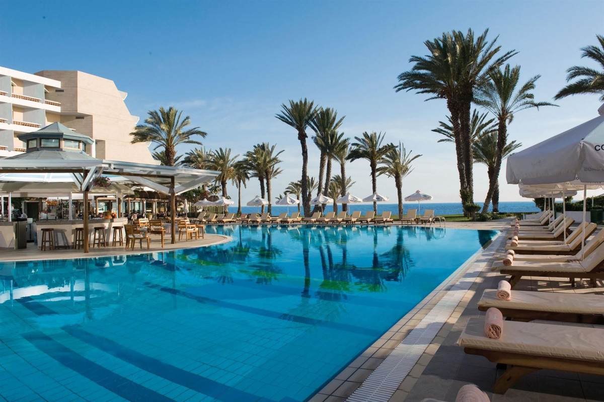 TUI BLUE PIONEER BEACH HOTEL