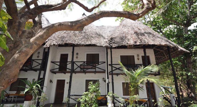 BAOBAB SEA LODGE