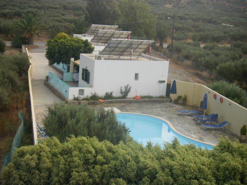 ROUSOLAKOS APARTMENTS 