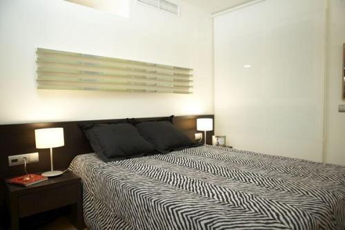 50 FLATS CENTER APARTMENTS