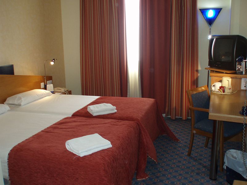 HOLIDAY INN EXPRESS VALENCIA SAN LUIS фото 2