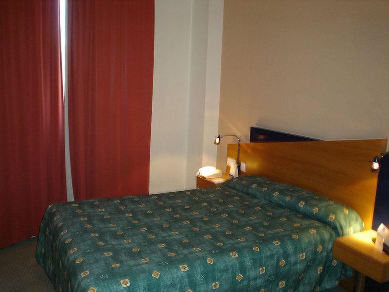 HOLIDAY INN EXPRESS VALENCIA SAN LUIS фото 8