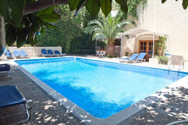 STEFANAKIS HOTEL & APARTMENTS