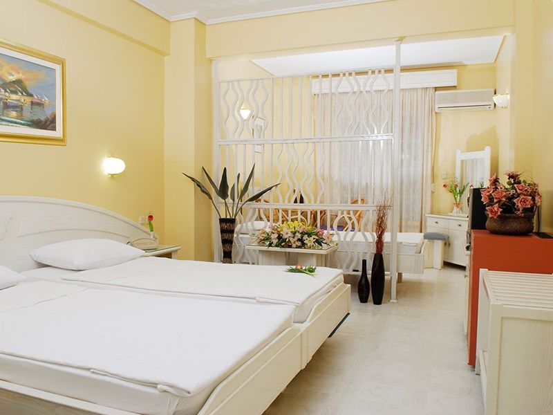 STRASS HOTEL фото 7
