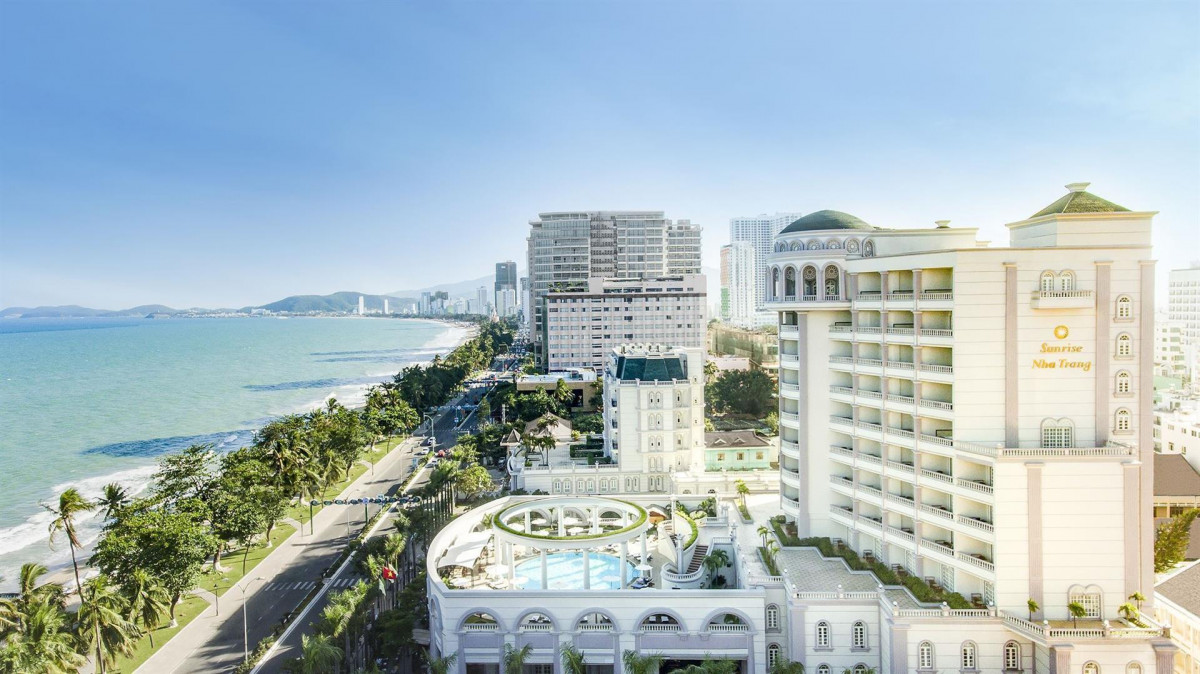 SUNRISE NHA TRANG BEACH HOTEL & SPA фото 2