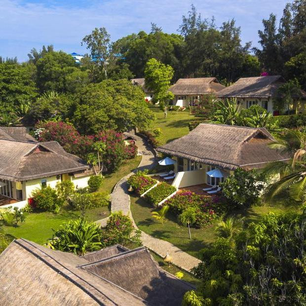 VICTORIA BEACH RESORT & SPA