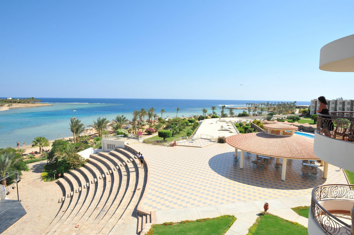 ROYAL BRAYKA BEACH RESORT фото 4