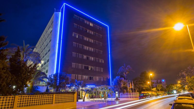 SIRENIS TRES CARABELAS & SPA