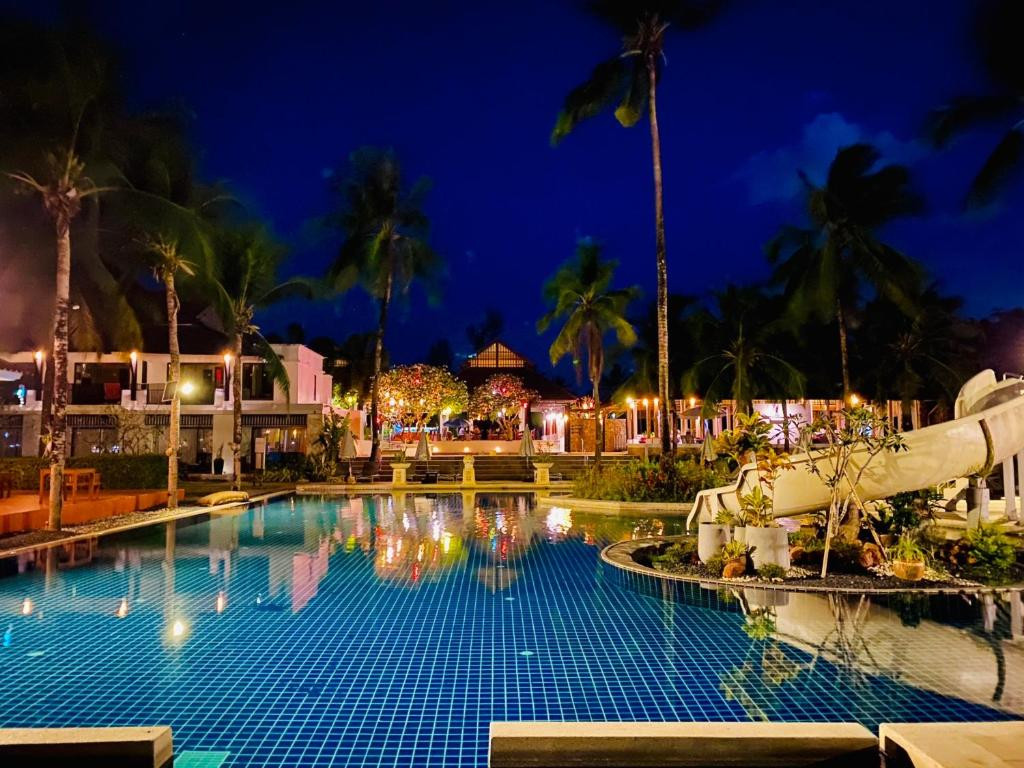 PALM GALLERIA RESORT (EX. BEST WESTERN PALM GALLERIA RESORT) фото 2
