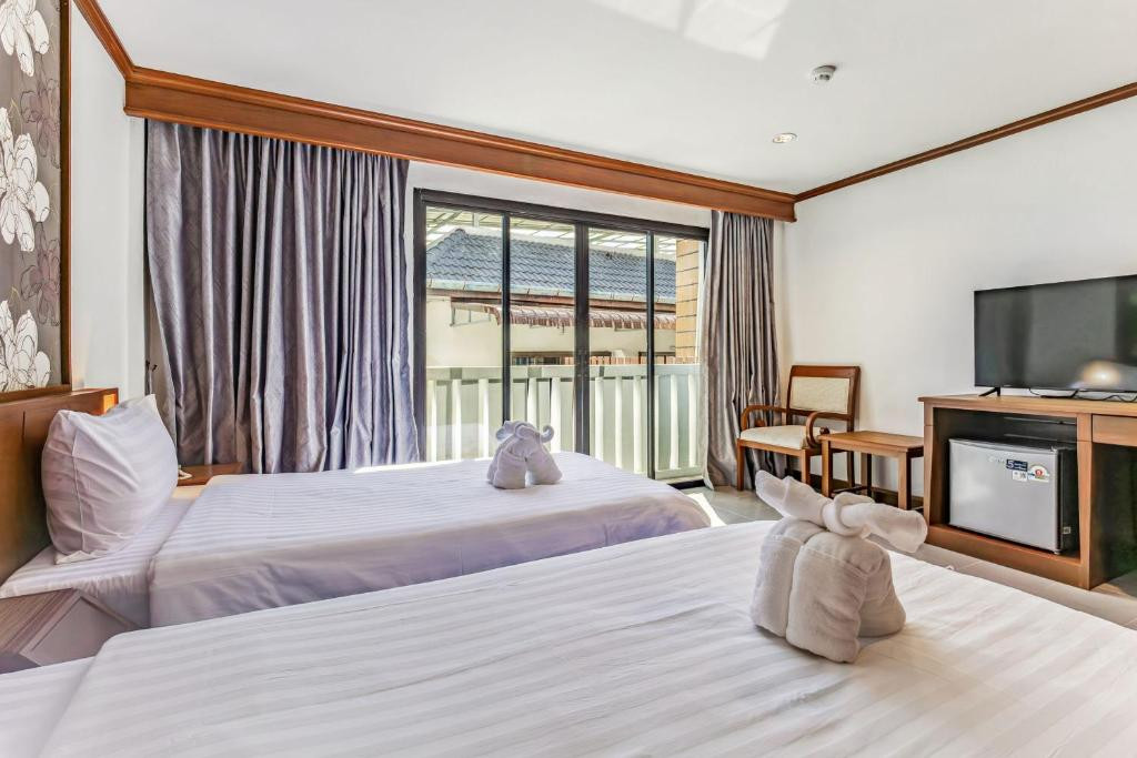 RATTANA BEACH HOTEL фото 8