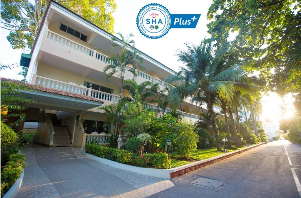 TWIN PALMS RESORT фото 2