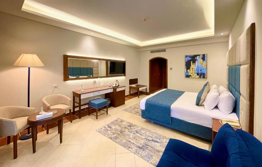 IVY CYRENE ISLAND HOTEL фото 3