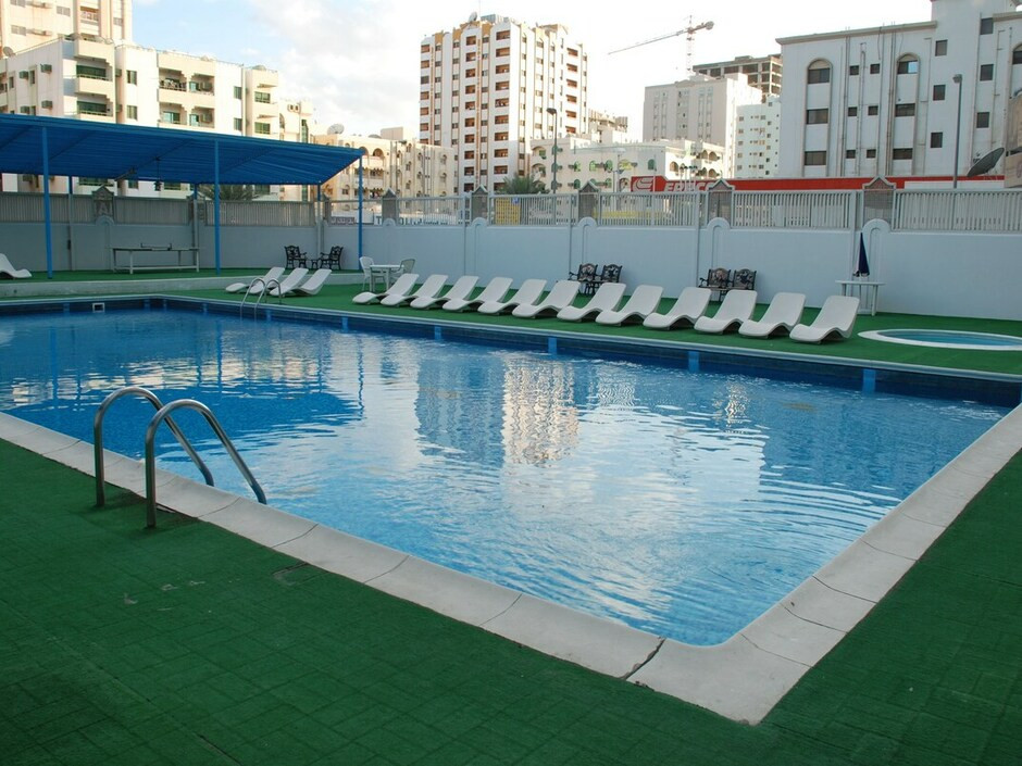 AL BUSTAN HOTEL FLATS SHARJAH фото 7