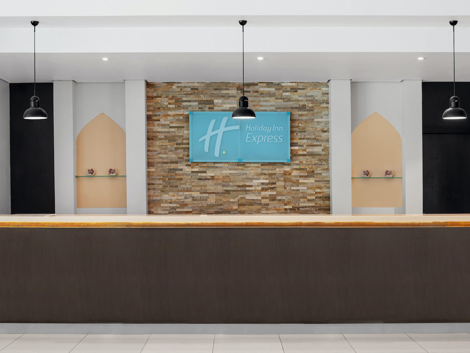 HOLIDAY INN EXPRESS INTERNET CITY фото 7
