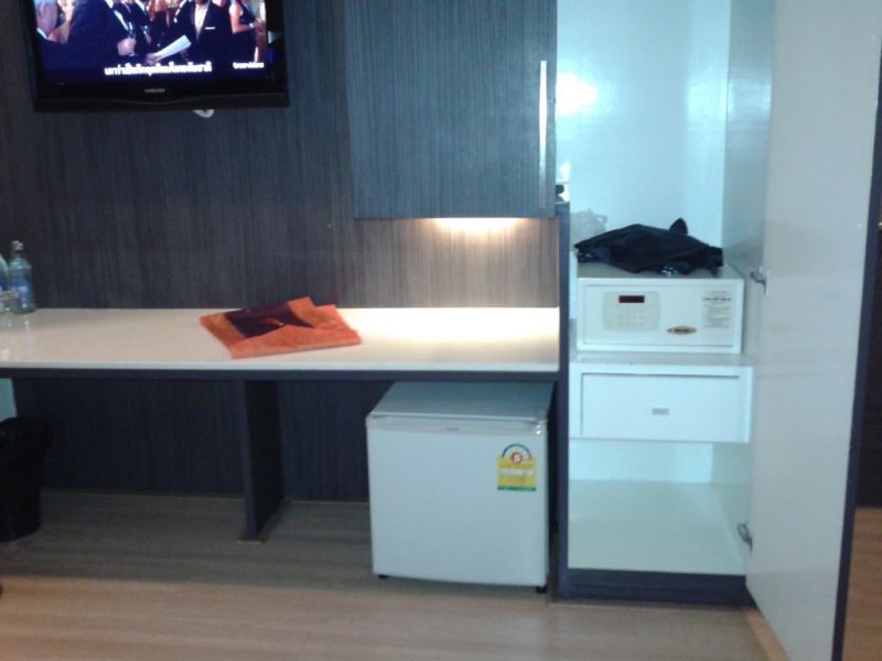 ICHECK INN SUKHUMVIT SOI 11 (EX. NARRY NANA BANGKOK) фото 4